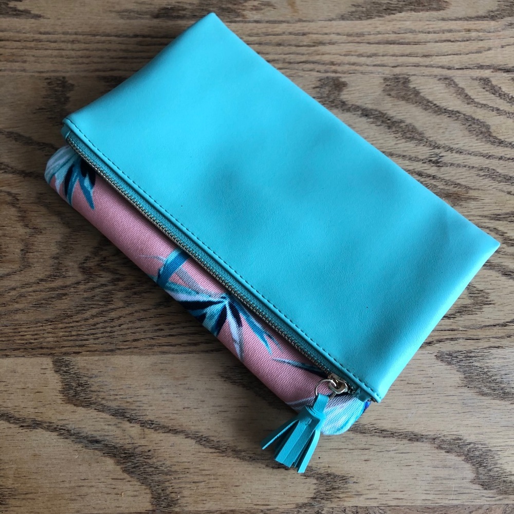 Summer Clutch